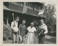 Photograph of individuals in Highlander, Tennessee