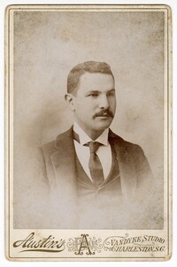 Photo of Hyman Pearlstine as a Young Man
