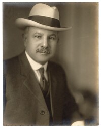 Photo of Hyman Pearlstine in Hat