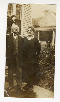 Photo of A.A. and Fannie Strauss