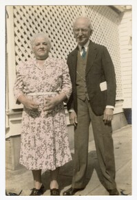 Photo of Sam Cohen and Esther Strauss Pearlstine