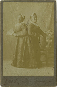 Conjoined Twins Millie and Christine McKoy/Smith