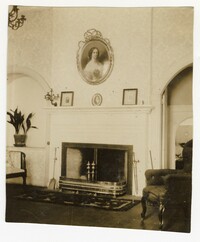 Photograph of Fairfield Plantation House Interior