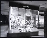 Condon's Roblee Shoe Window Display