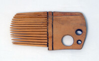 Decorated wooden comb