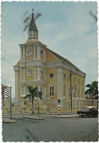 The Hendrikplein with Jewish synagogue in Willemstad, Curaçao, Neth. Antilles.