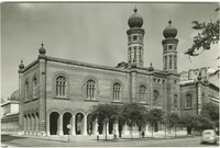 Budapest. Dohány utcai templom (épült : 1859) és a zsidó múzeum.