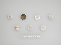 Non-military mother-of-pearl buttons