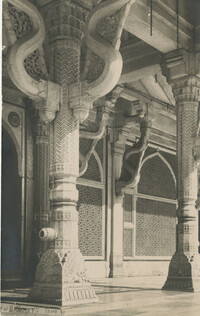 Pillars in 'Viaggo,' an Indian building