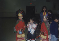 Fotografía de un grupo de niños en la celebración de la Virgen de Guadalupe  /  Photograph of Children at the Our Lady of Guadalupe Celebration