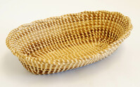 Traditional oval sweetgrass basket (Bread basket)