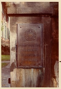 Pi Kappa Phi Memorial Gate